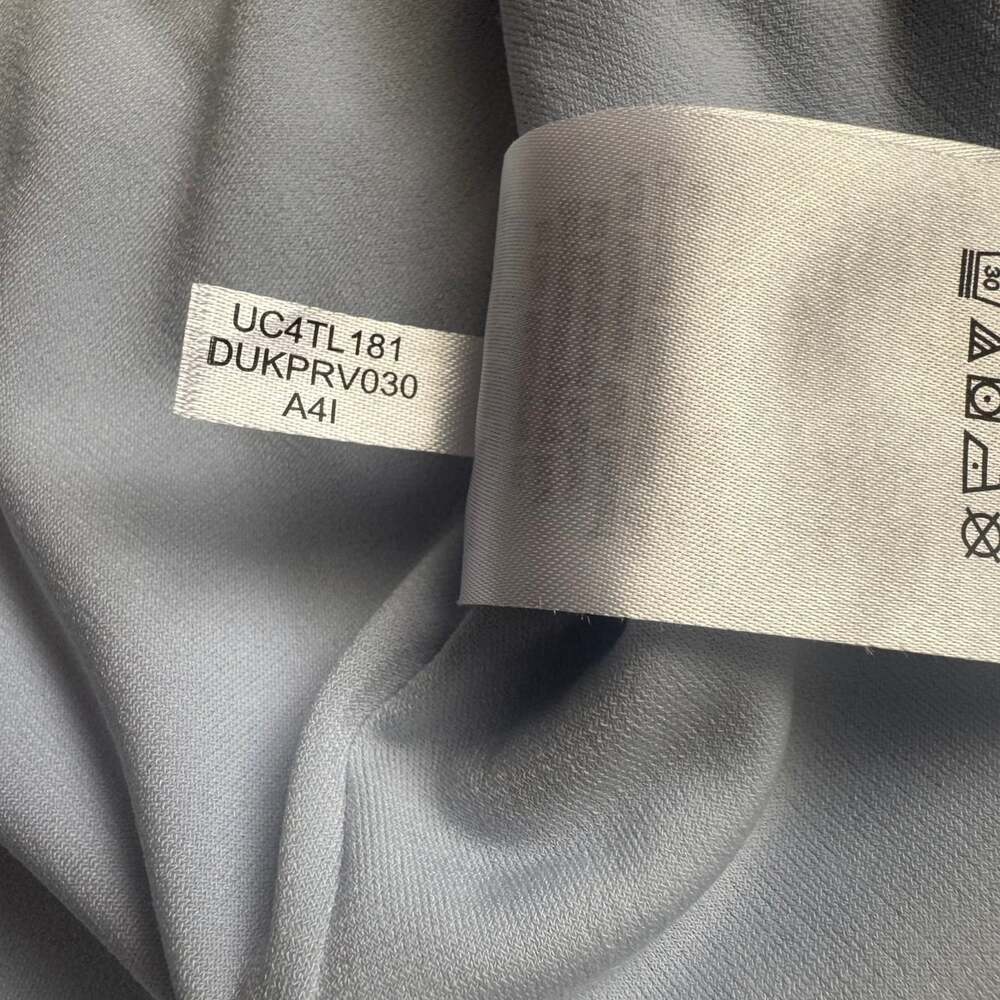 DKNY Suits Ice Blue Sleeveless Shell Top NWT Size L Shoulder Pads Career - Picture 13 of 16